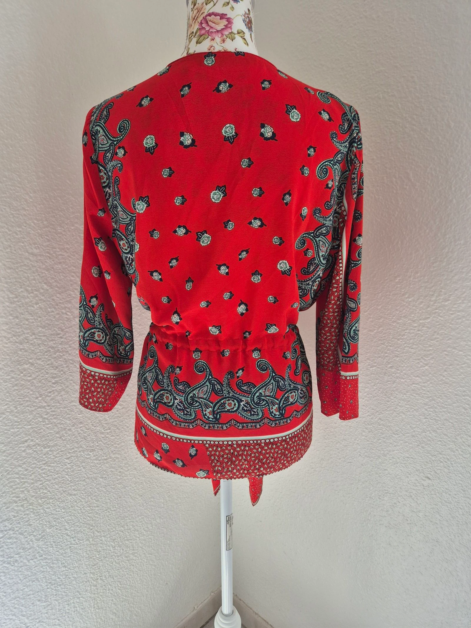 Blusa Kimono Zara Vermelha com Estampa de Cashmere Boho Fluida Tamanho M 38 – photo 5